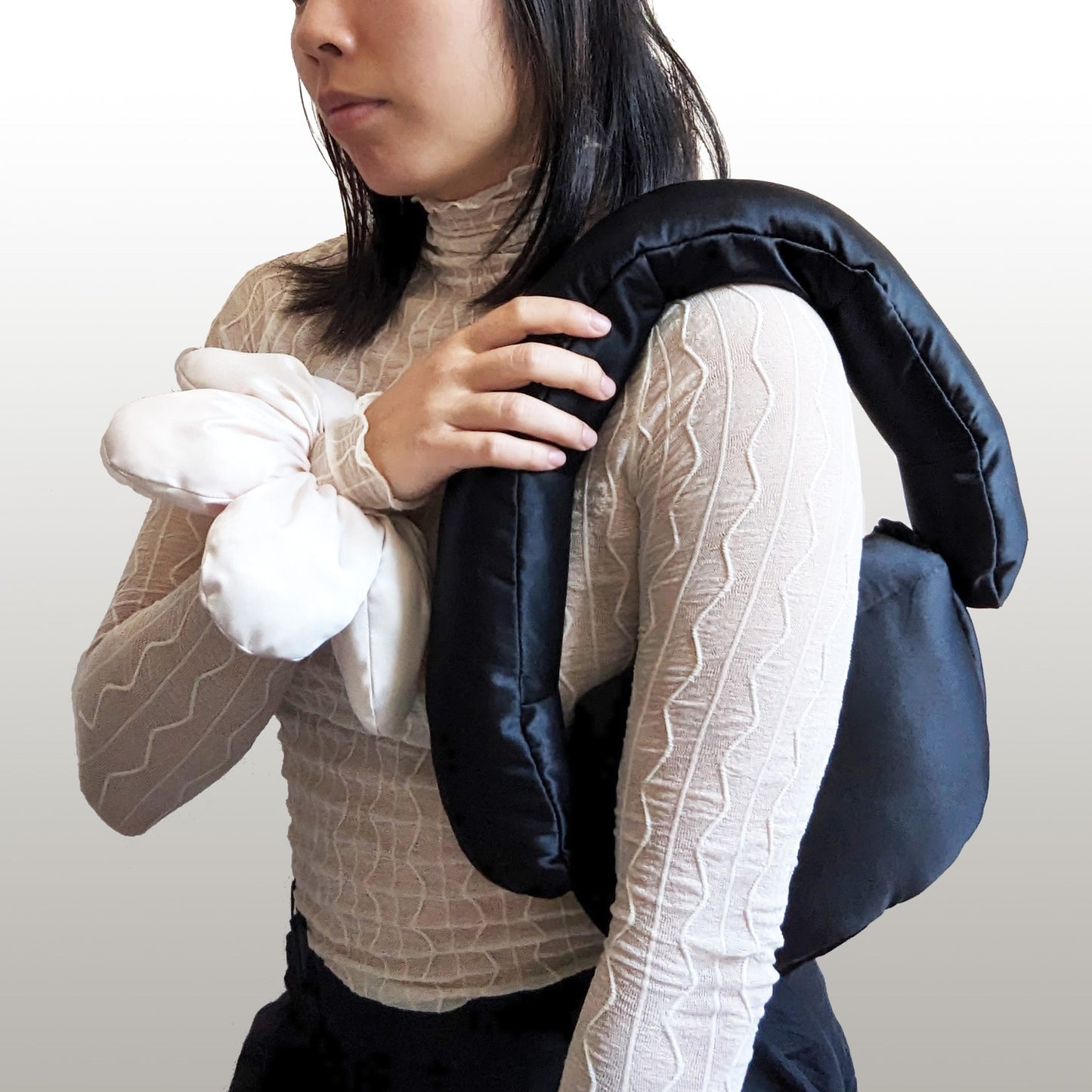 puffy handle bao